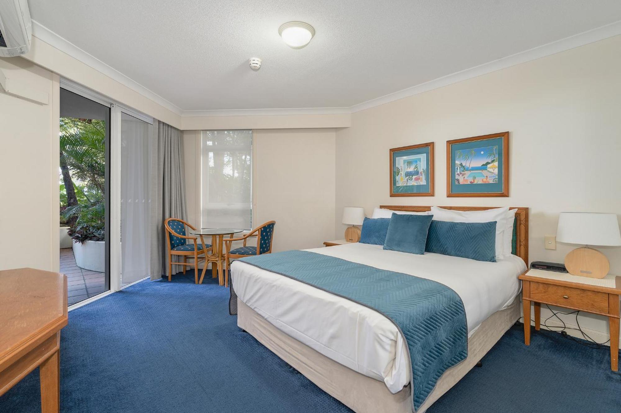 Ultiqa Burleigh Mediterranean Resort Gold Coast Room photo